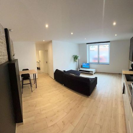 100% Renovated - Quiet Appartment Lieja Exterior foto