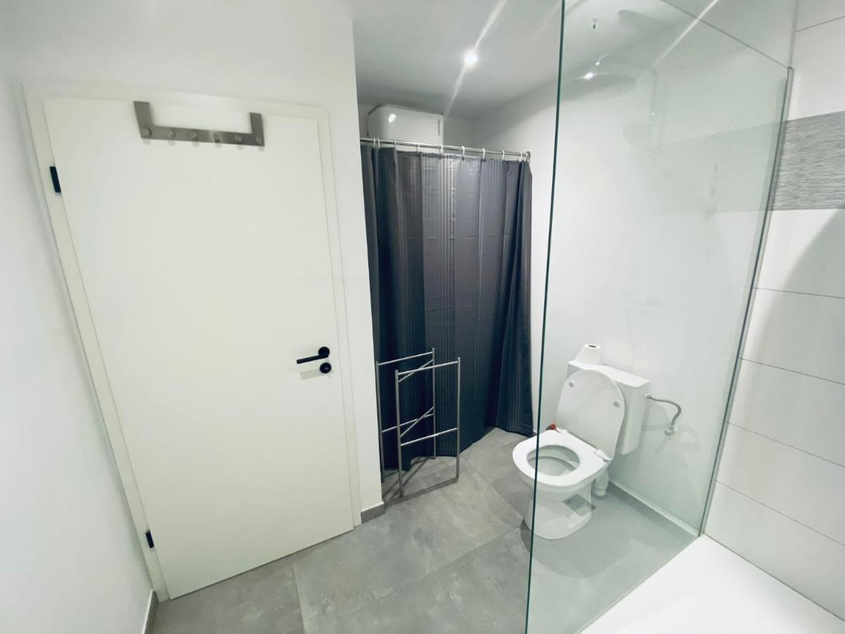 100% Renovated - Quiet Appartment Lieja Exterior foto